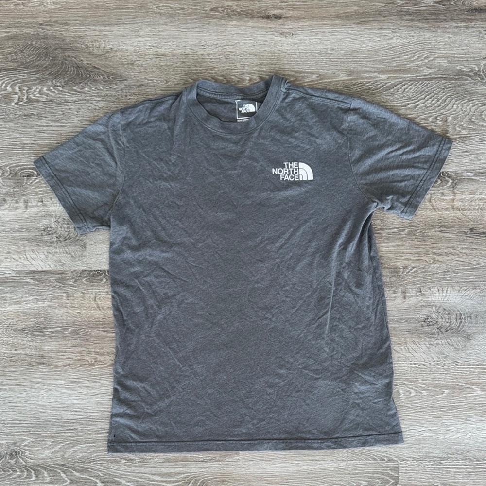 The North Face Gray Short Sleeve Tee Casual Comfort